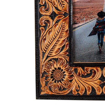 Wyburn Canyon Hand Tooled Photo Frame – Crossdraw Country Co.
